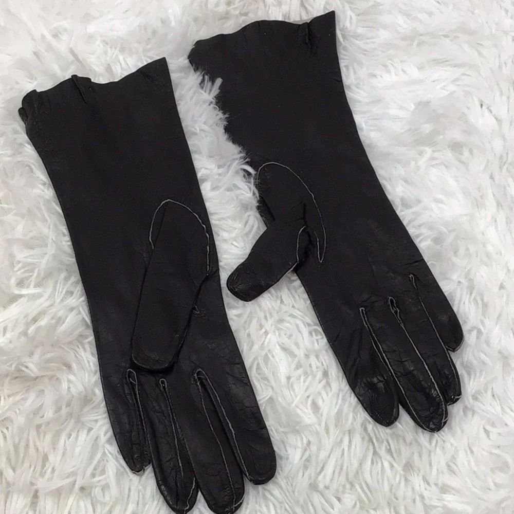 Vintage LaVaris black kidskin leather gloves Italy